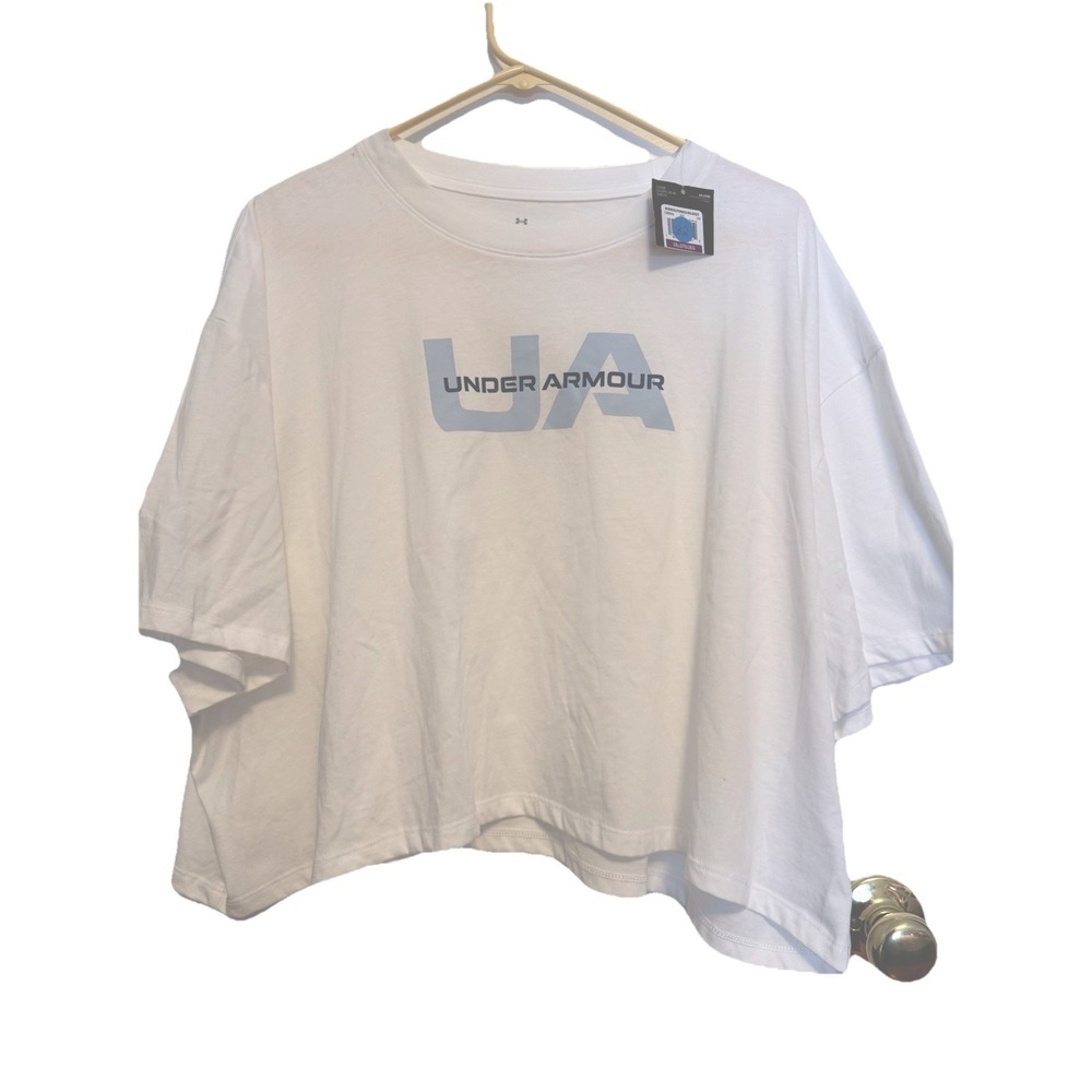 Women's NWT Under Armour Cropped Tee 2XL